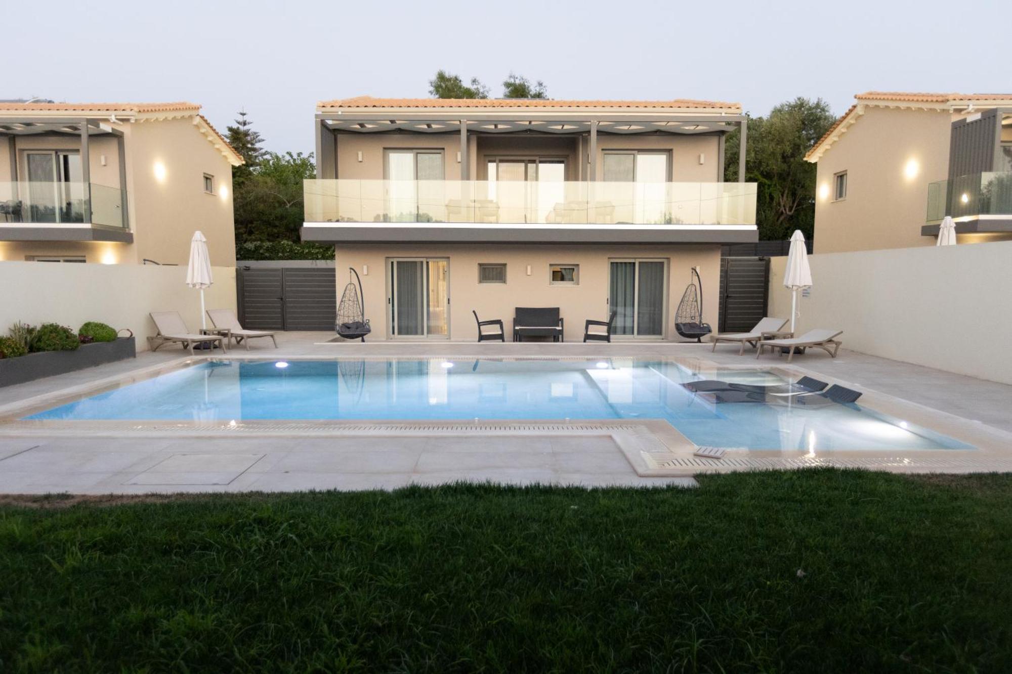 Infinity Lefkas